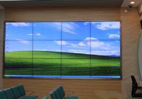 沈丘液晶拼接屏的另类用法。